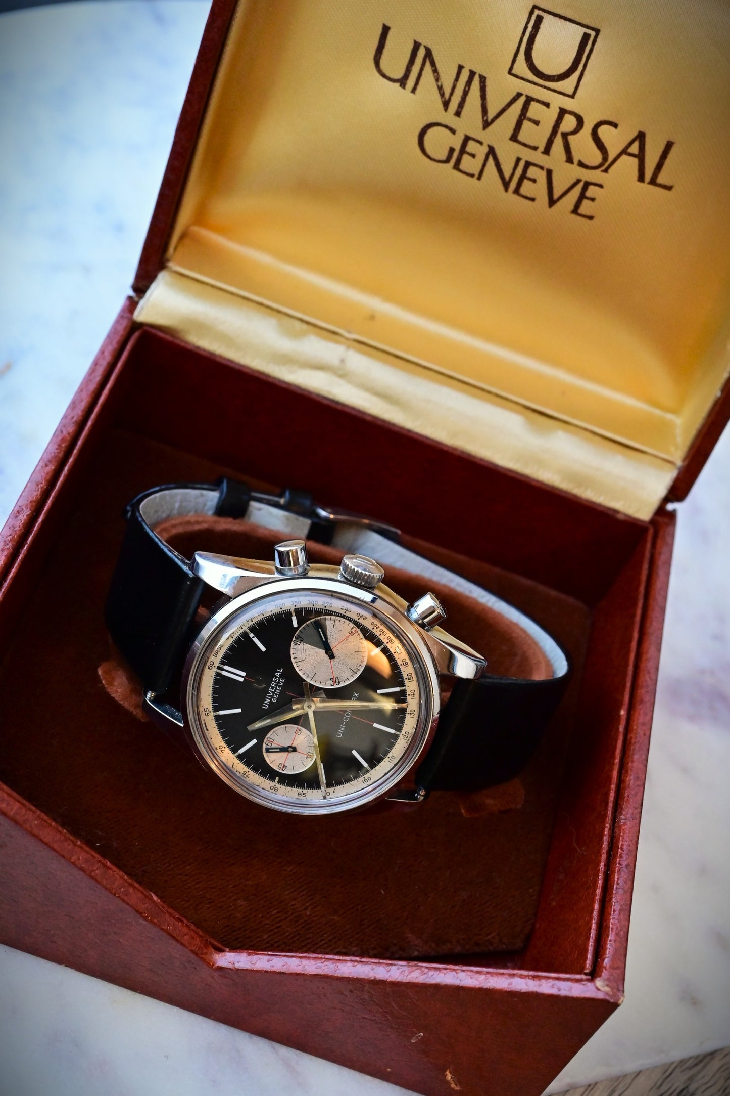 UNIVERSAL GENEVE Uni-Compax "BIG EYE" Ref. 884100/01