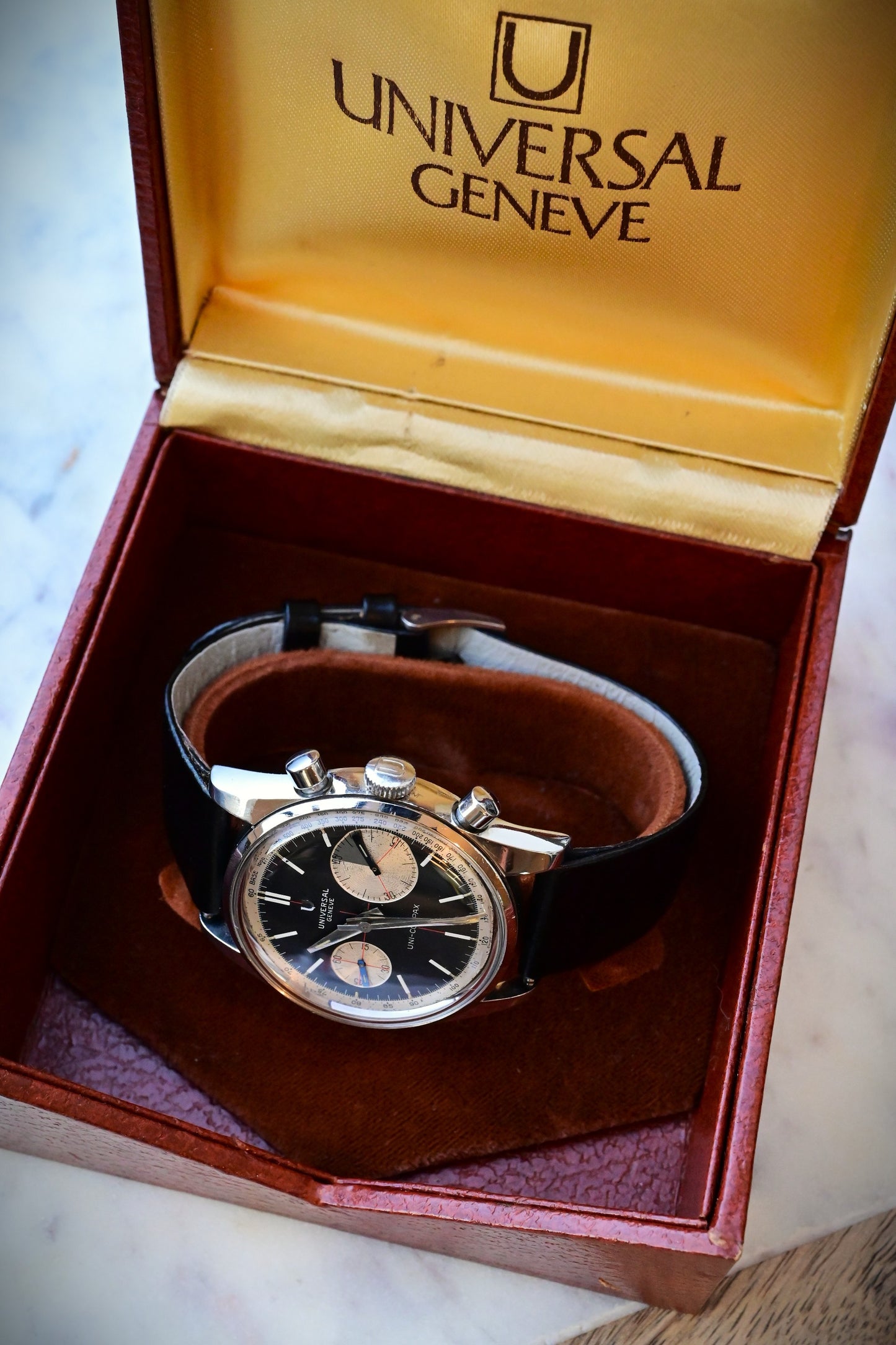 UNIVERSAL GENEVE Uni-Compax "BIG EYE" Ref. 884100/01