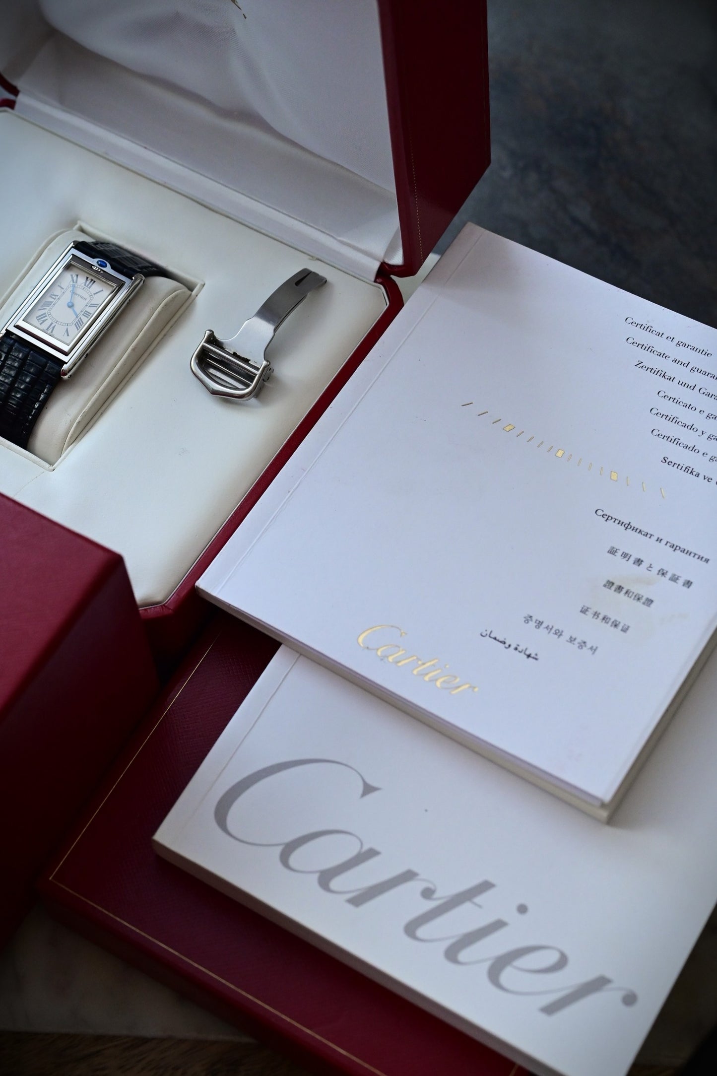 CARTIER Tank "Basculante" mécanique Ref. 2390