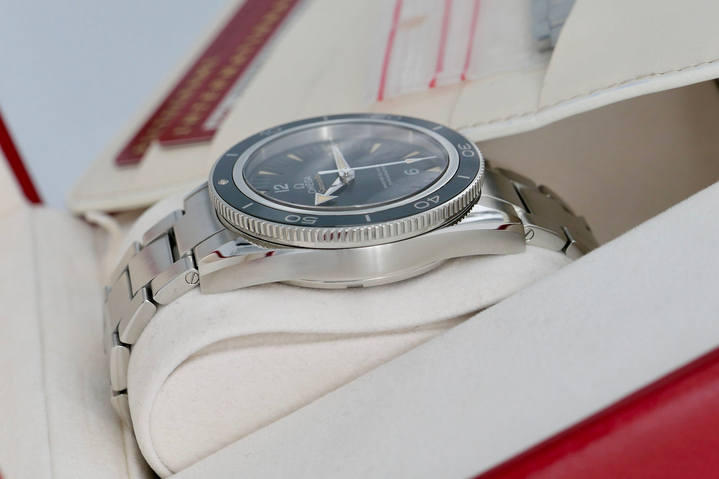 OMEGA Seamaster 300 Heritage Ref. 233.30.41.21.01.001
