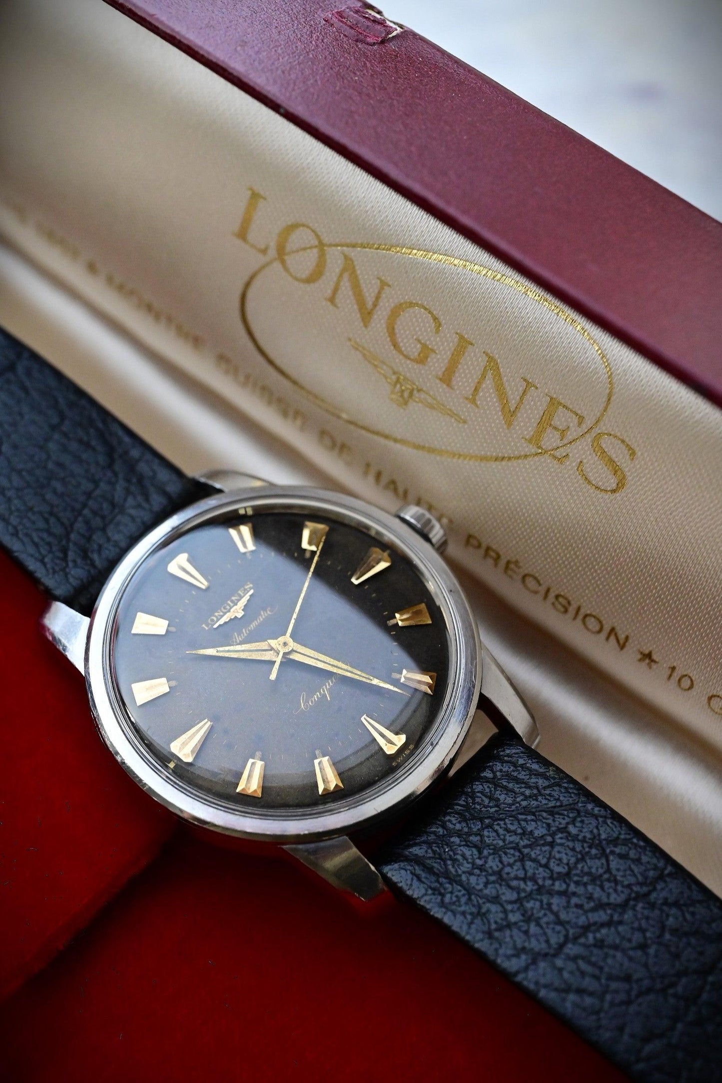 LONGINES Conquest 9000