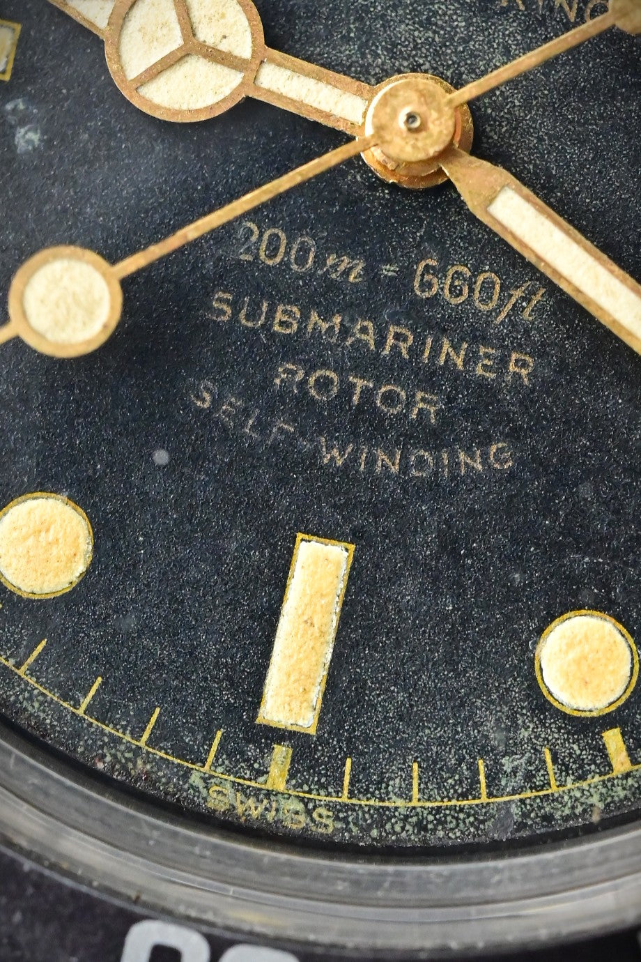 TUDOR Submariner gilt chapter ring "PCG" Ref. 7928