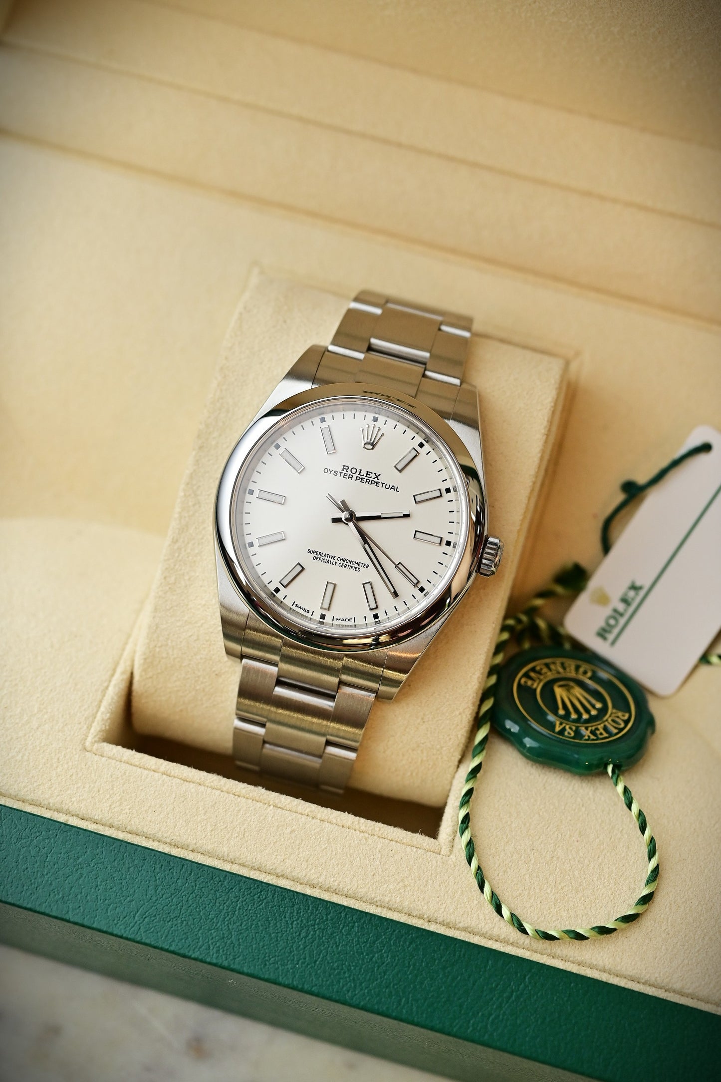 ROLEX Oyster Perpetual 39 Ref. 114300