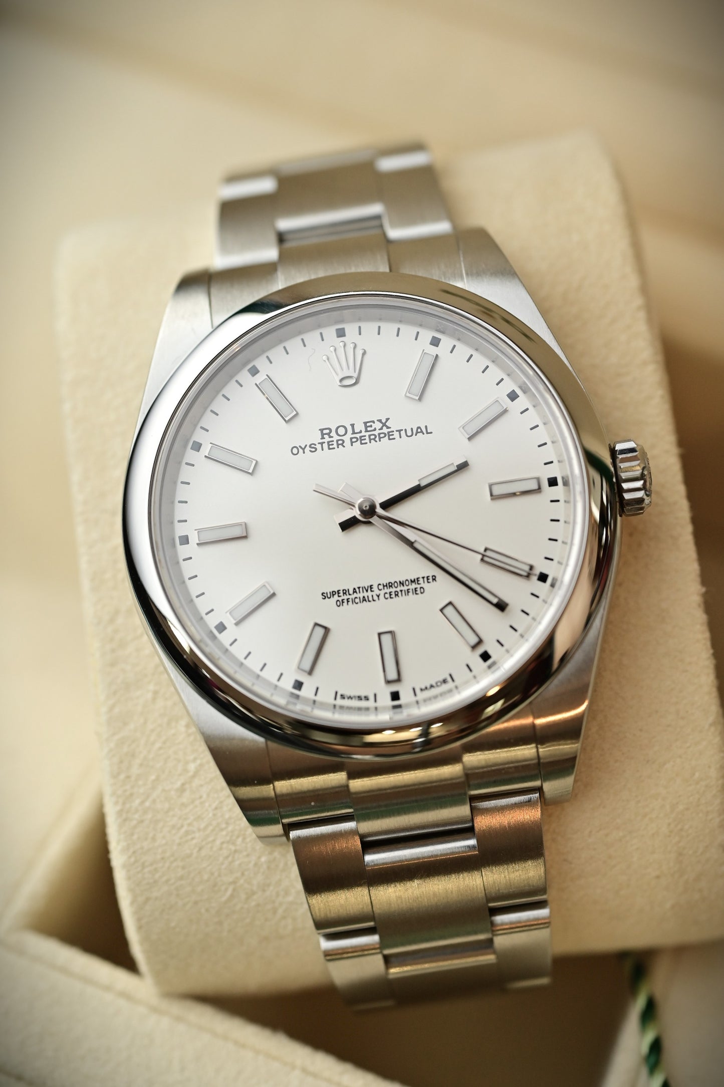 ROLEX Oyster Perpetual 39 Ref. 114300
