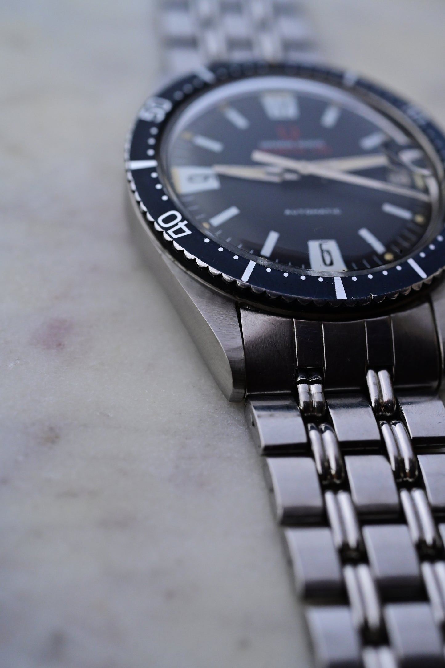 UNIVERSAL GENEVE Polerouter Sub "Asymétrique" Ref. 869109