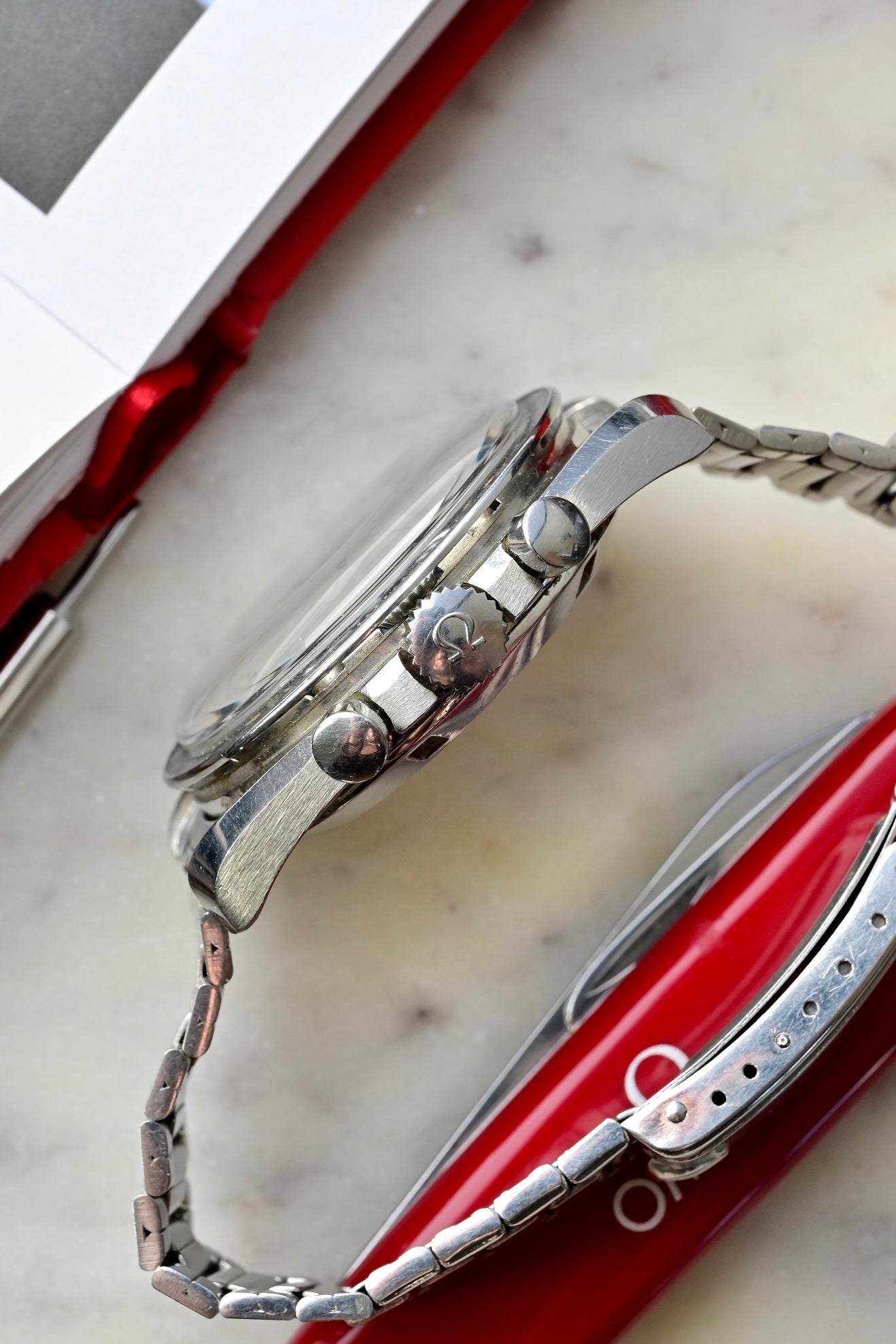 OMEGA Speedmaster Ref. 105012-66 HF