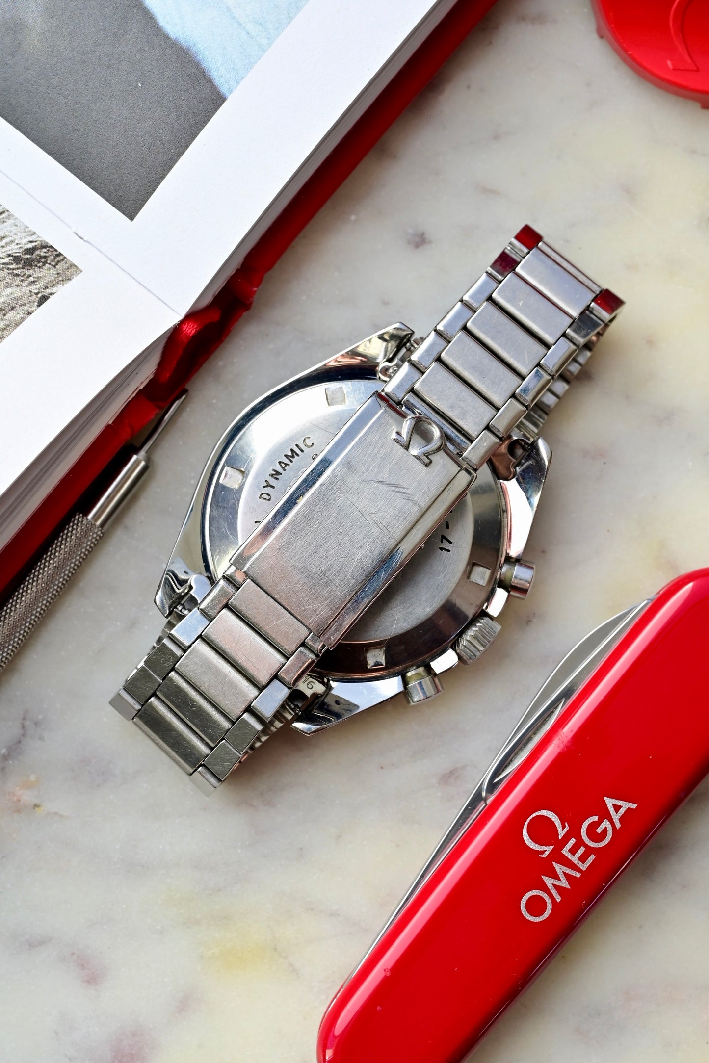 OMEGA Speedmaster Ref. 105012-66 HF