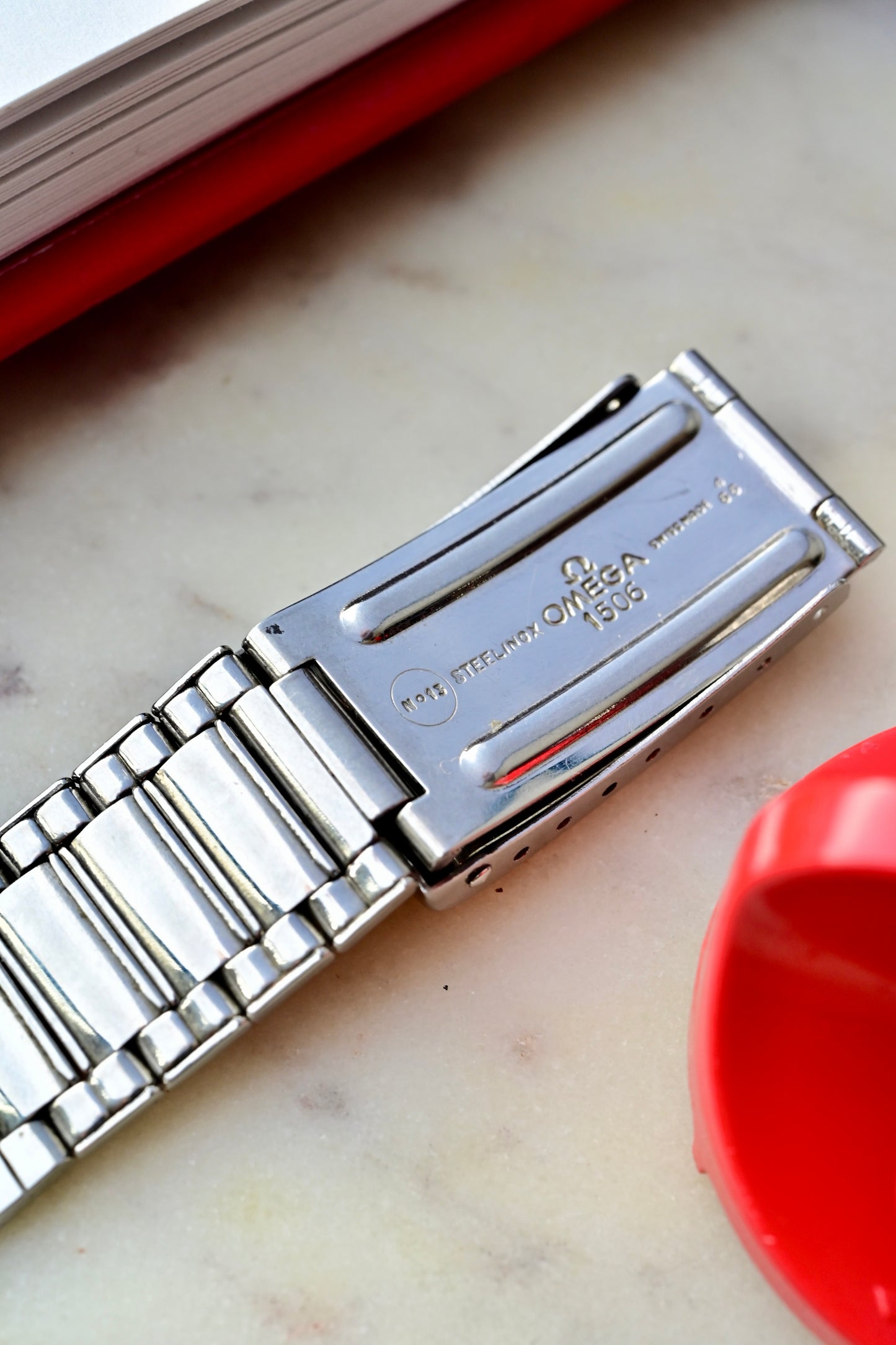 OMEGA Speedmaster Ref. 105012-66 HF