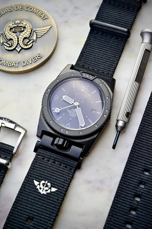 ZRC GF 300 "Nageurs de combat" Black Phantom