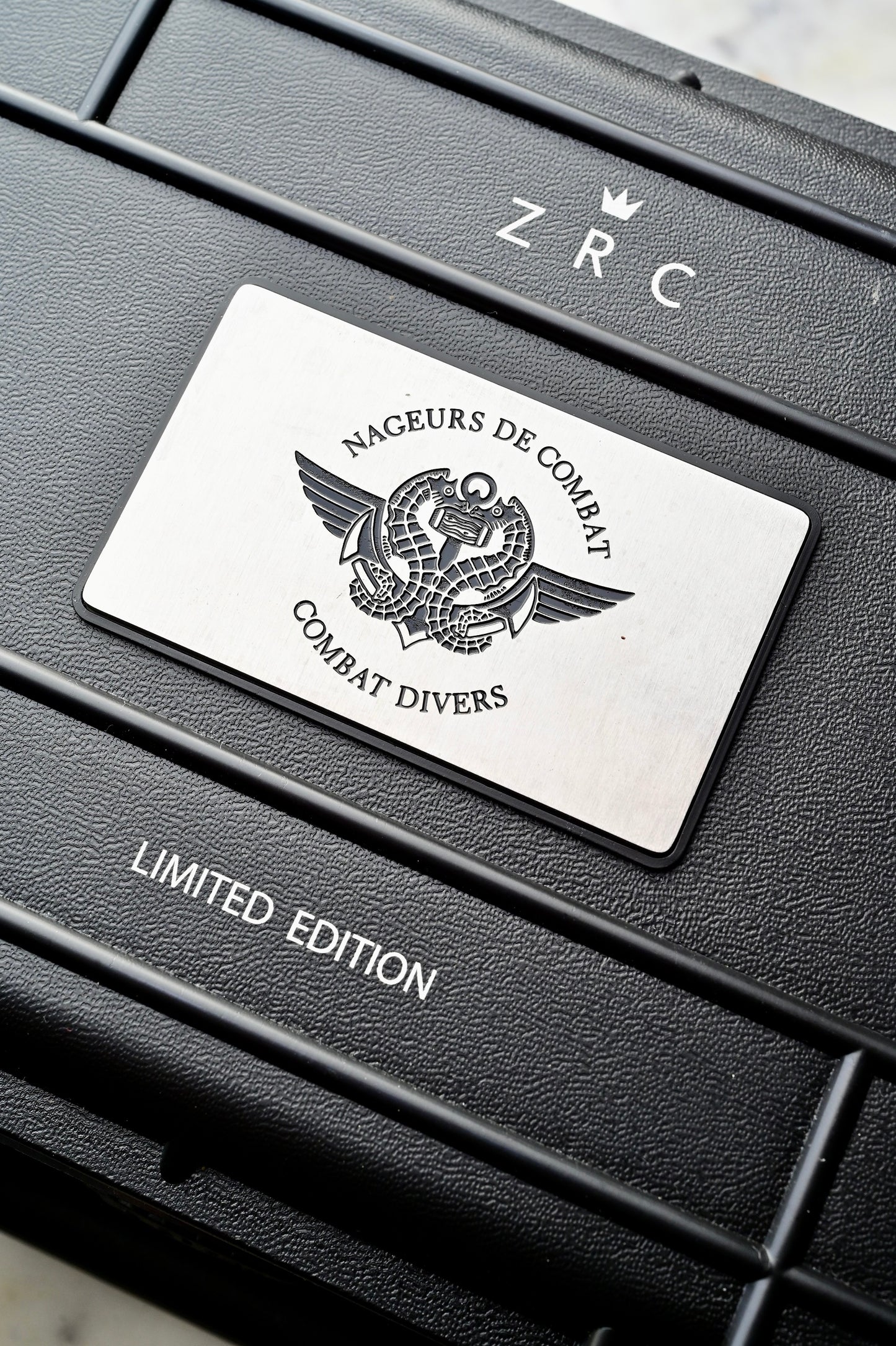 ZRC GF 300 "Nageurs de combat" Black Phantom