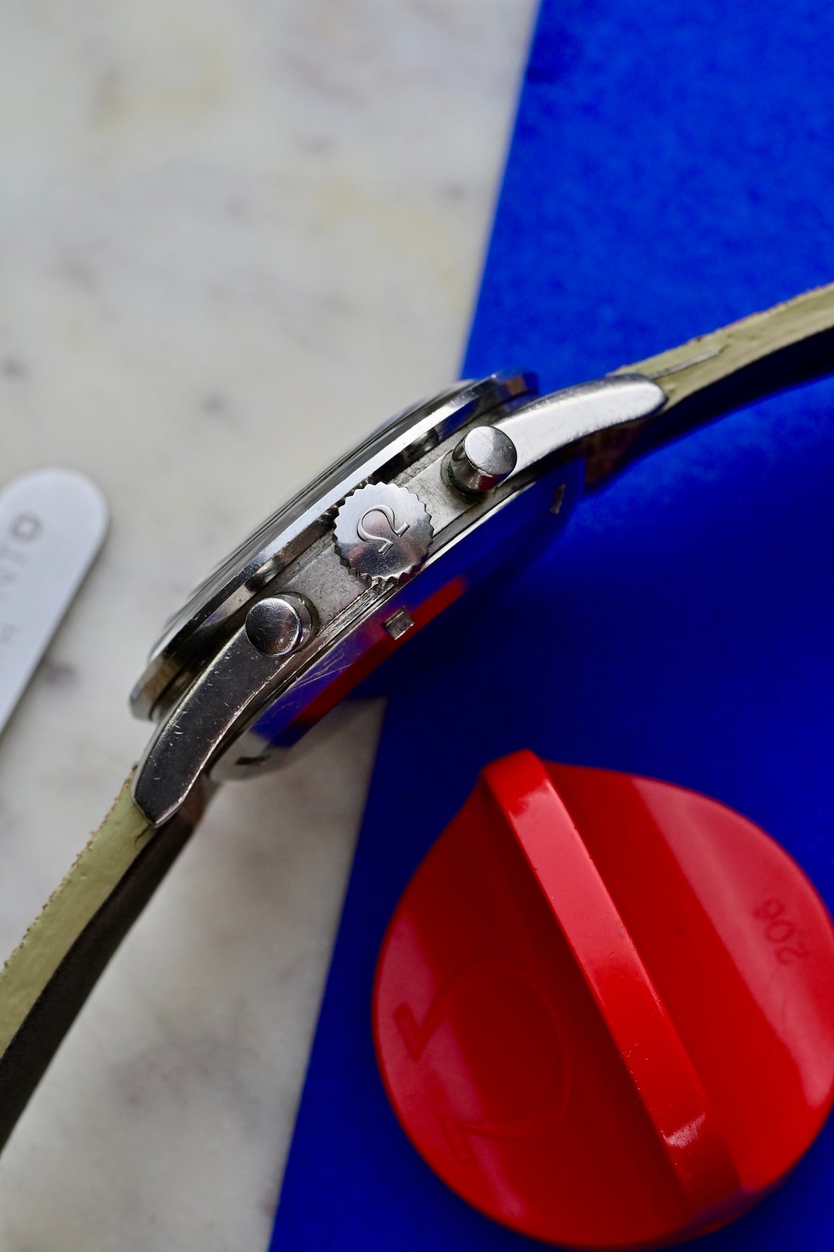OMEGA Speedmaster "Pre-moon" Ref. 105.002-62