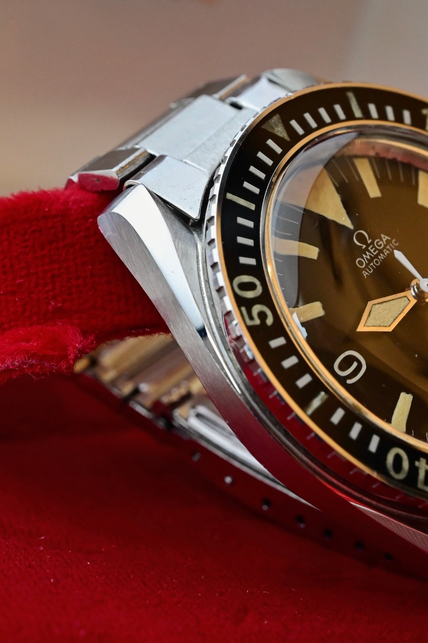 OMEGA Seamaster 300 "Big Triangle" Ref. 165.024 CB